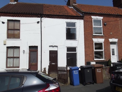 2 bedroom terraced house for rent in Knowsley Road, Norwich, Norfolk, NR3