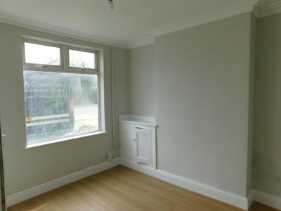 2 bedroom terraced house for rent in Station Road, Leicester, Leicestershire, LE3