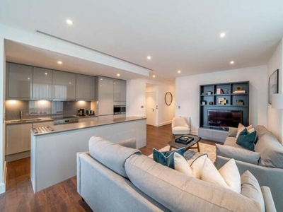 3 Bedroom Apartment For Rent In 32 Harbour Way, London