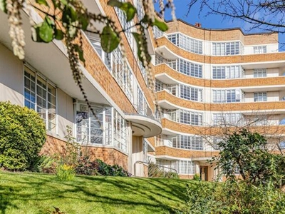 3 Bedroom Apartment For Rent In Highgate