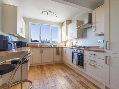 3 Bedroom Apartment For Rent In Newcastle Upon Tyne, Tyne And Wear
