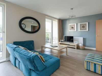 3 bedroom apartment for rent in Victoria Bridge Road, Bath, BA2