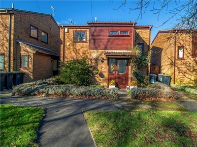 3 Bedroom Detached House For Sale In Bournemouth, Dorset
