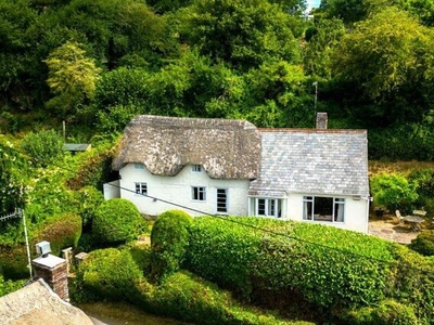 3 Bedroom Detached House For Sale In Donhead St Andrew, Shaftesbury