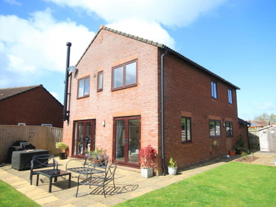 3 Bedroom Detached House For Sale In North Petherton
