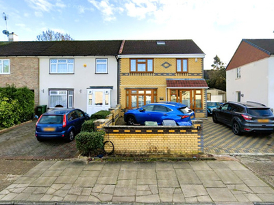3 Bedroom End Of Terrace House For Sale In Harrow, Greater London
