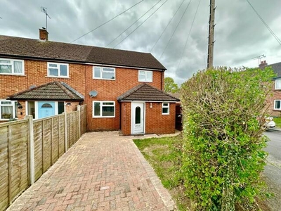 3 Bedroom End Of Terrace House For Sale In Headley