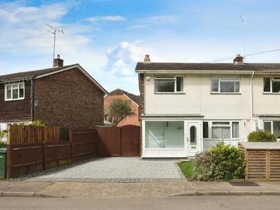 3 Bedroom End Of Terrace House For Sale In Maple Cross