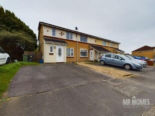 3 Bedroom End Of Terrace House For Sale In Westfield Park, Cardiff