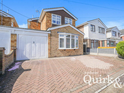 3 Bedroom Link Detached House For Sale In Canvey Island