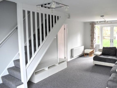 3 Bedroom Semi-detached House For Rent In Heald Green