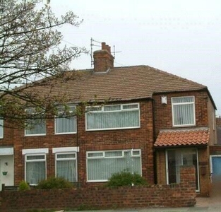 3 Bedroom Semi-detached House For Rent In Redcar, North Yorkshire