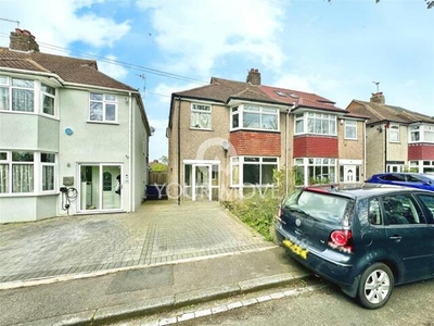3 Bedroom Semi-detached House For Sale In Dartford, Kent