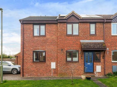 3 Bedroom Semi-detached House For Sale In Oxfordshire