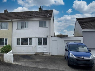3 Bedroom Semi-detached House For Sale In St Dennis