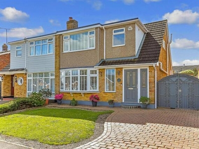 3 Bedroom Semi-detached House For Sale In Wickford