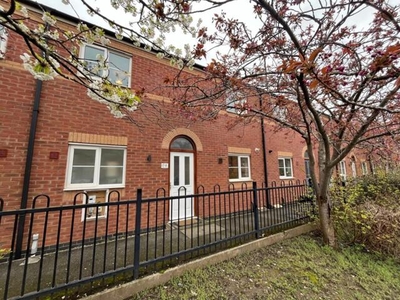 3 Bedroom Terraced House For Rent In Crewe, Cheshire