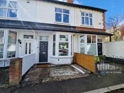 3 bedroom terraced house for rent in Wentworth Road, Nottingham, NG5