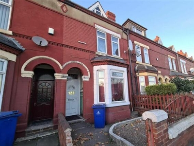 3 Bedroom Terraced House For Sale In Hyde Park