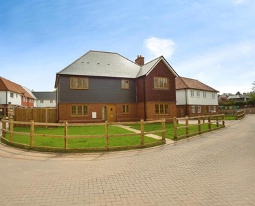 4 Bedroom Detached House For Sale In Bearsted