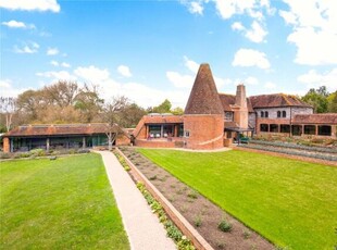 4 Bedroom Detached House For Sale In Cranbrook, Kent