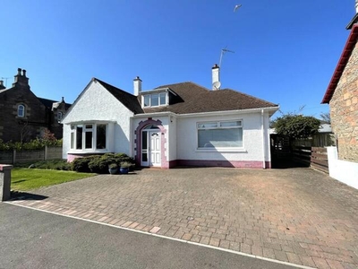 4 Bedroom Detached House For Sale In Crown