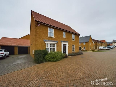 4 Bedroom Detached House For Sale In Leighton Buzzard