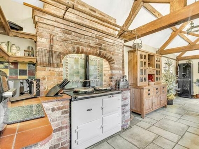 4 Bedroom Detached House For Sale In Old London Road, Lichfield