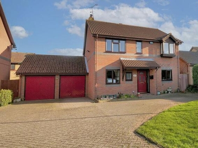 4 Bedroom Detached House For Sale In Paddock Wood