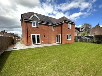 4 Bedroom Detached House For Sale In Shrewton