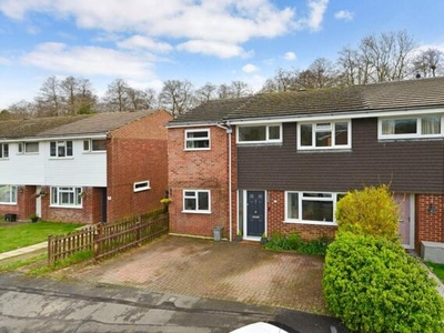 4 Bedroom End Of Terrace House For Sale In Godalming, Surrey