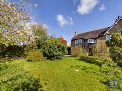 4 Bedroom Semi-detached House For Rent In Bramley
