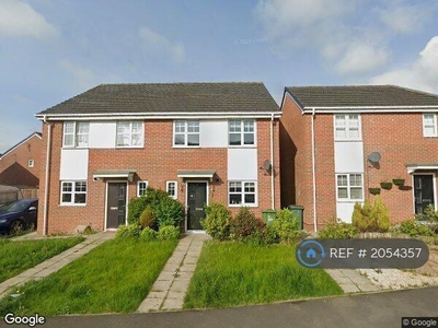 4 Bedroom Semi-detached House For Rent In Redcar