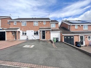 4 Bedroom Semi-detached House For Sale In Amblecote
