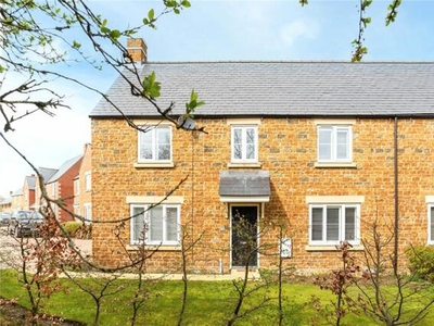 4 Bedroom Semi-detached House For Sale In Banbury