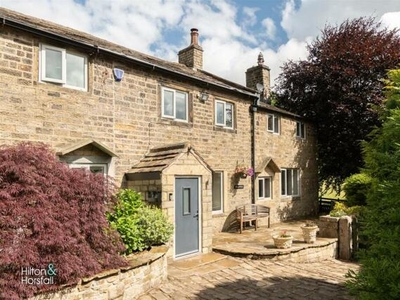 4 Bedroom Semi-detached House For Sale In Barnoldswick Road