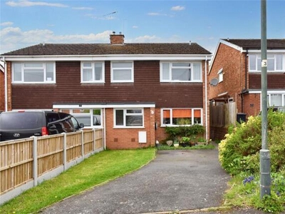 4 Bedroom Semi-detached House For Sale In Droitwich Spa, Worcestershire