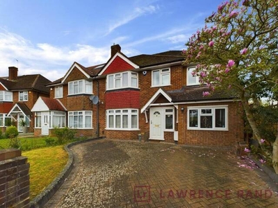 4 Bedroom Semi-detached House For Sale In Ruislip