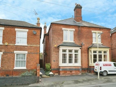 4 Bedroom Semi-detached House For Sale In Stapenhill