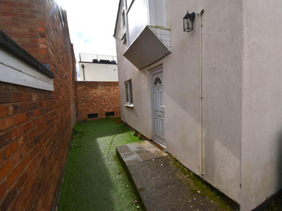 4 Bedroom Terraced House For Rent In Leamington Spa, Warwickshire