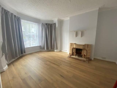 4 Bedroom Terraced House For Rent In Palmers Green