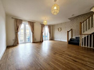 4 Bedroom Town House For Rent In St. Leonards-on-sea