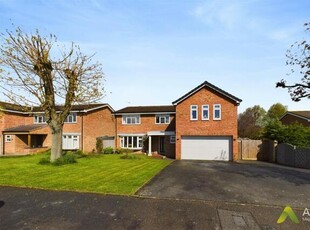 5 Bedroom Detached House For Sale In Rolleston-on-dove