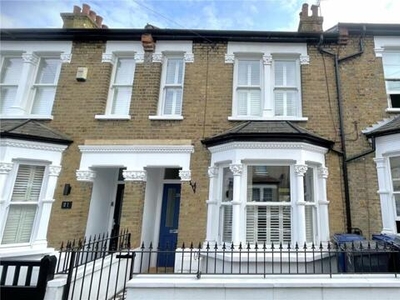 5 Bedroom House For Sale In High Barnet, Herts
