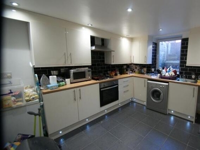 5 Bedroom Terraced House For Rent In Hyde Park