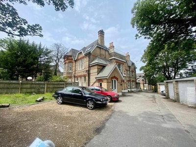6 Bedroom Detached House For Sale In Bournemouth