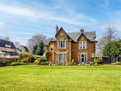 6 Bedroom Detached House For Sale In Edgbaston