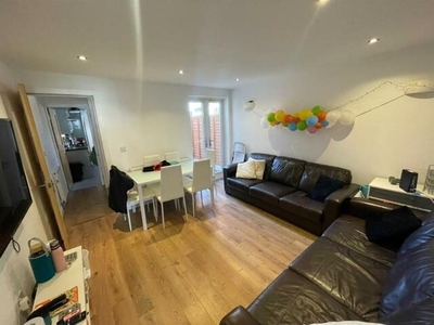 6 Bedroom Terraced House For Rent In Selly Oak