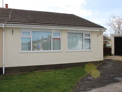 Bungalow to rent in St. Michaels Drive, Caerwys CH7