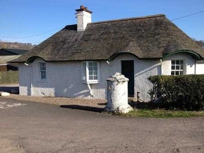 Cottage to rent in East Lodge, Glendoick, Perth PH2